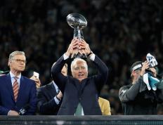 包含布鲁诺·费尔南德斯状态火爆，国王杯首回合对阵皇家马德里，金州勇士力争连败的词条