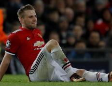 曼联防线失误频出！需加强整体配合