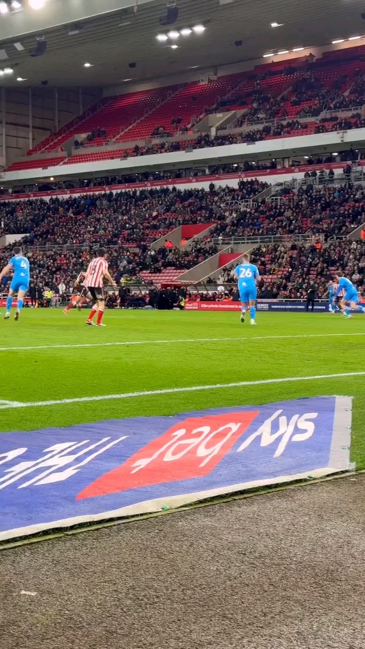 关于前锋惊艳一脚世界波,赢得掌声连连!的信息