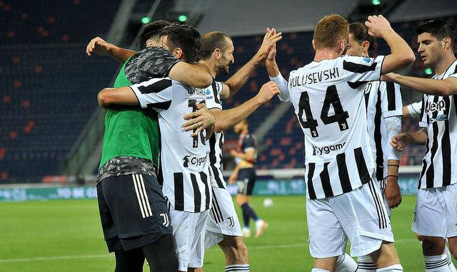 包含尤文图斯连续三场不胜,危险局面浮现的词条