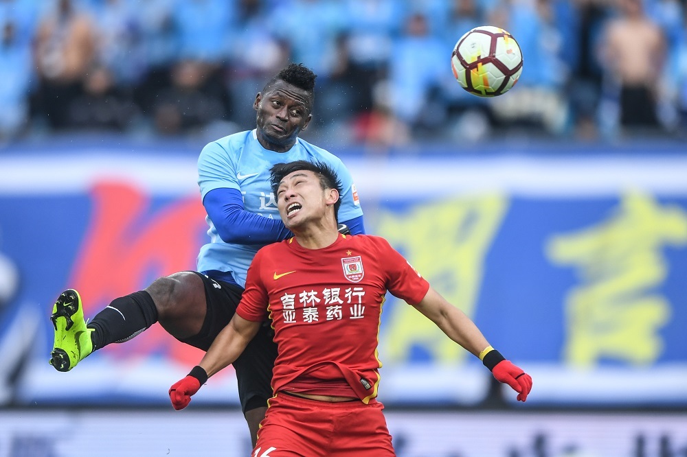 亚泰主场险胜泰达，豪取关键三分