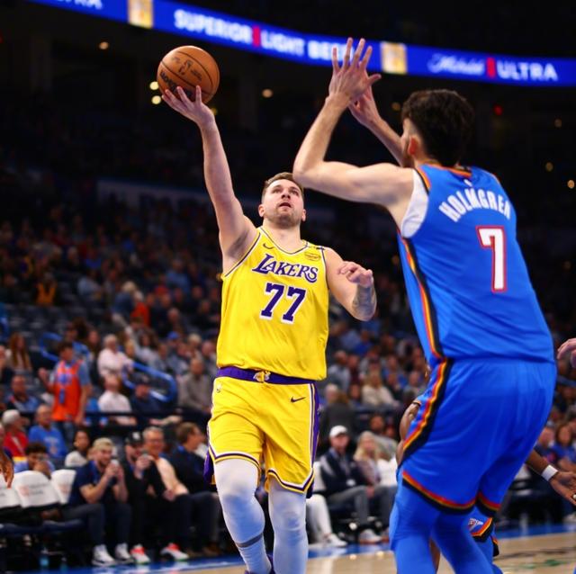 威少官方公布新规,东契奇引发争议,凯尔特人球迷热议!