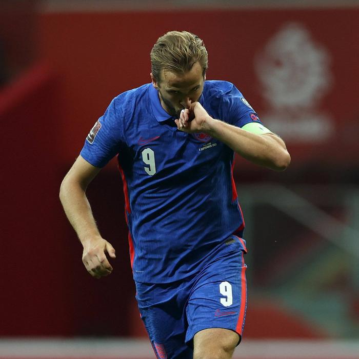 凯恩连续十五场比赛得分超过刷新纪录，瑞士队不断突破！